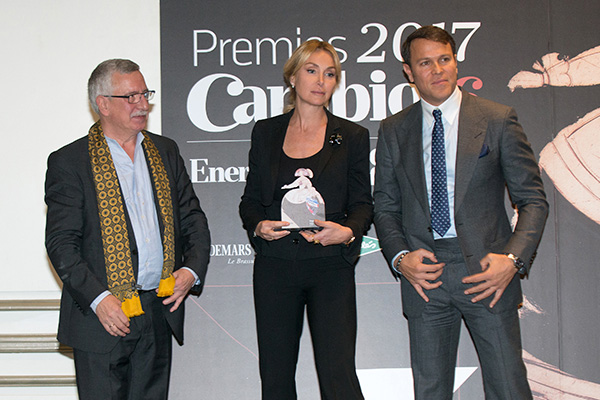 Esther Alcocer Koplowitz, Chair of FCC Group, receives the Cambio 16 prize for the best company of the year