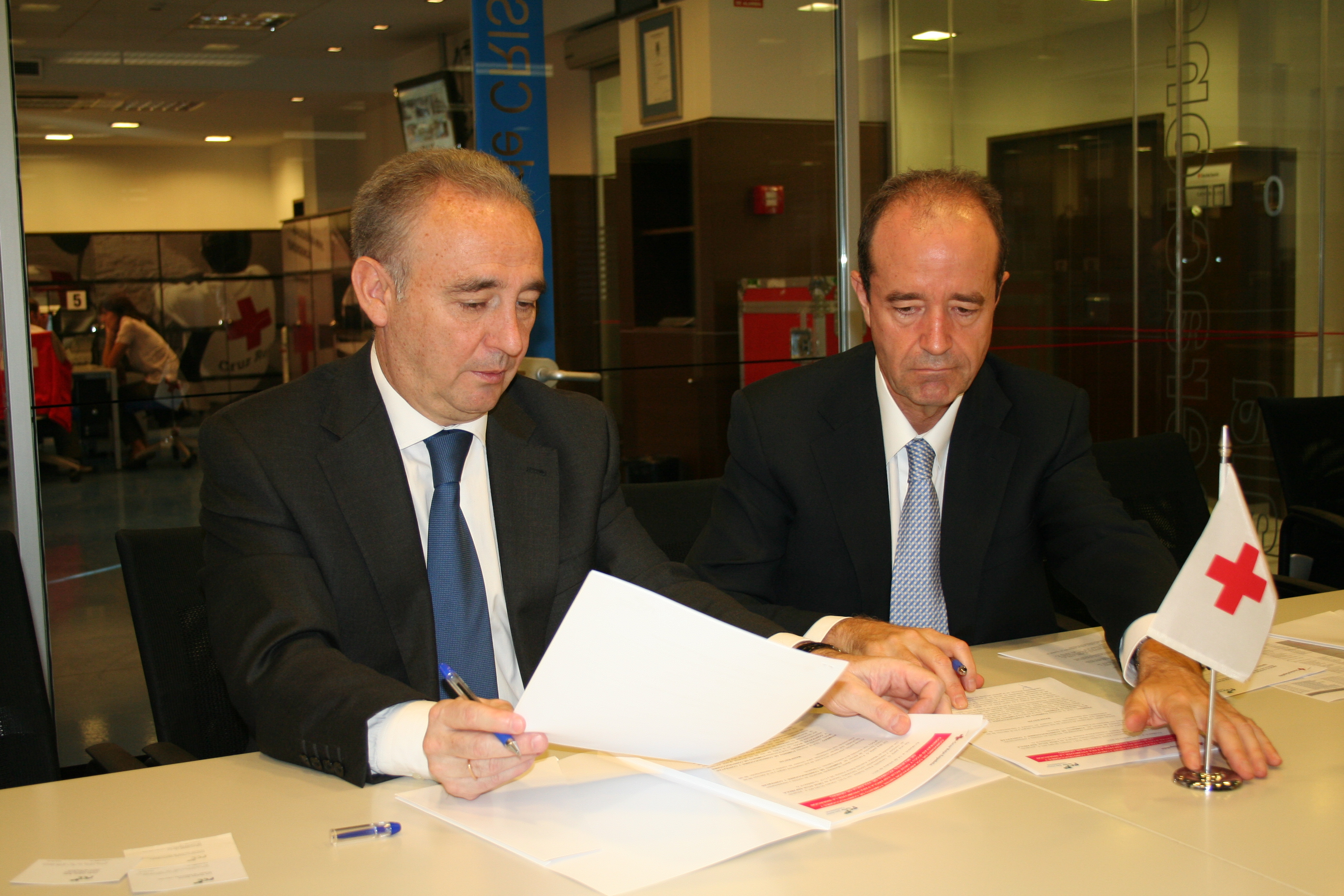 FCC signs a cooperation agreement with the Red Cross