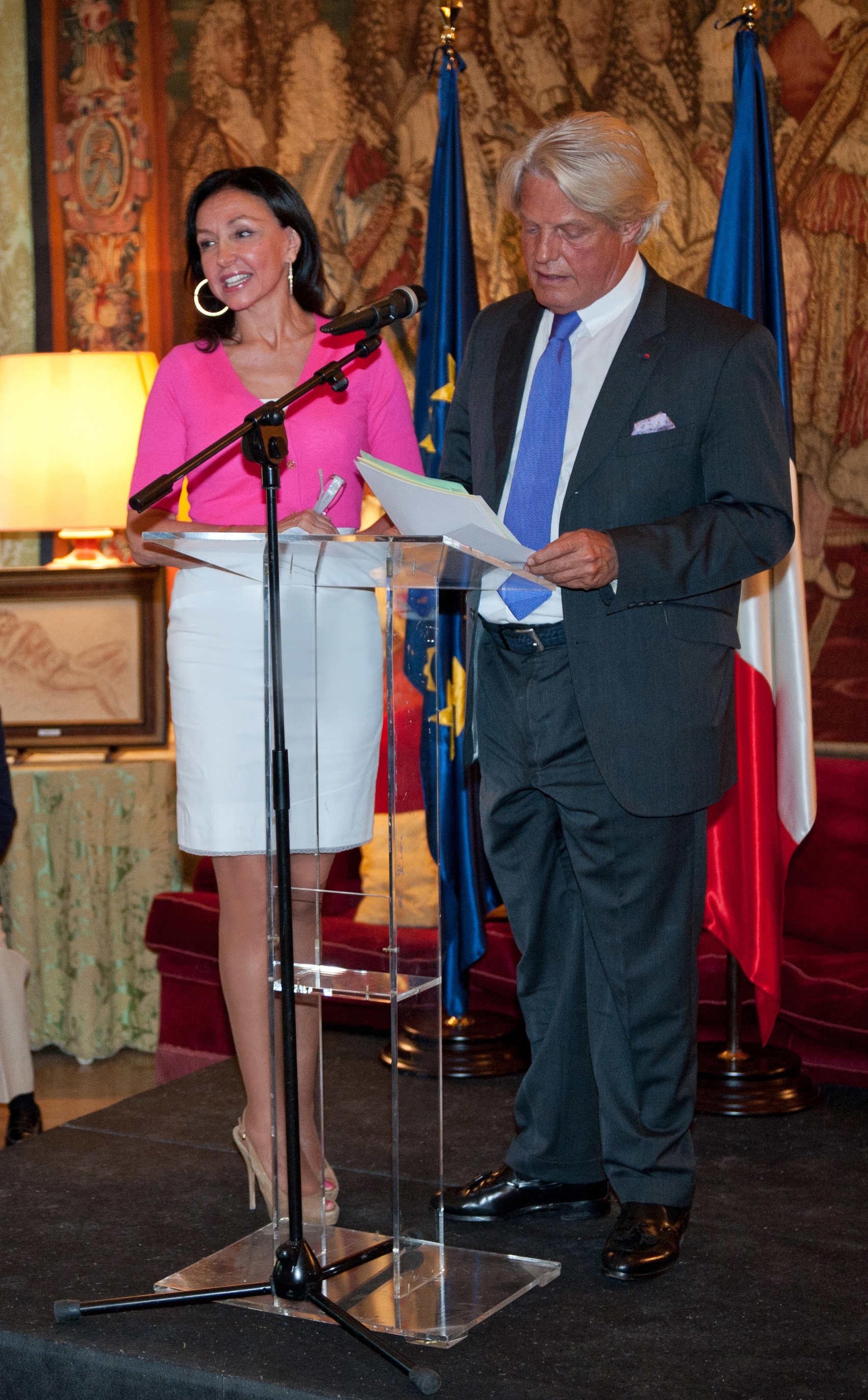 Esther Koplowitz recibe la Legión de Honor de la República Francesa