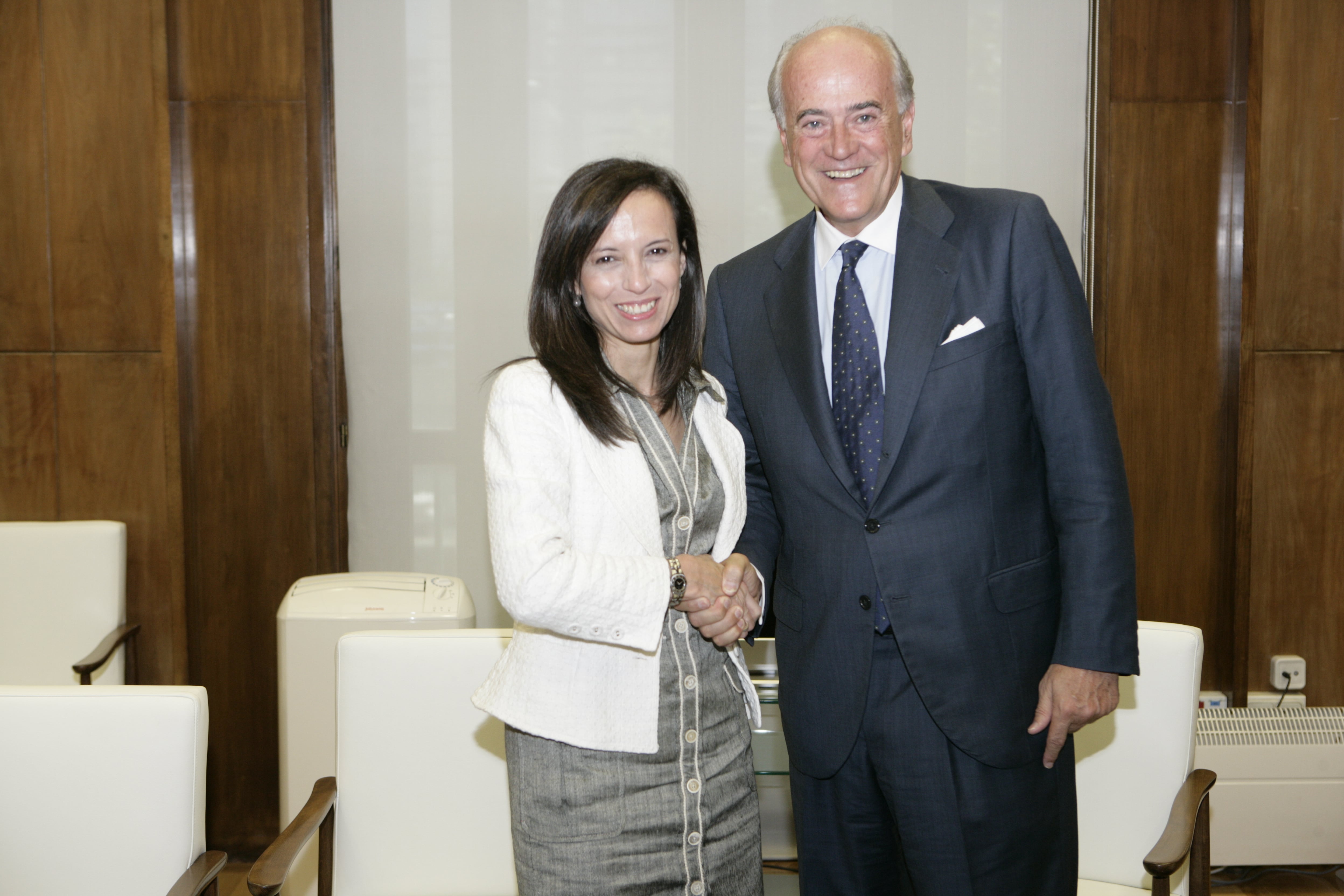 Beatriz Corredor, Spain's Minister for Housing, and Baldomero Falcones, Chairman and CEO of FCC