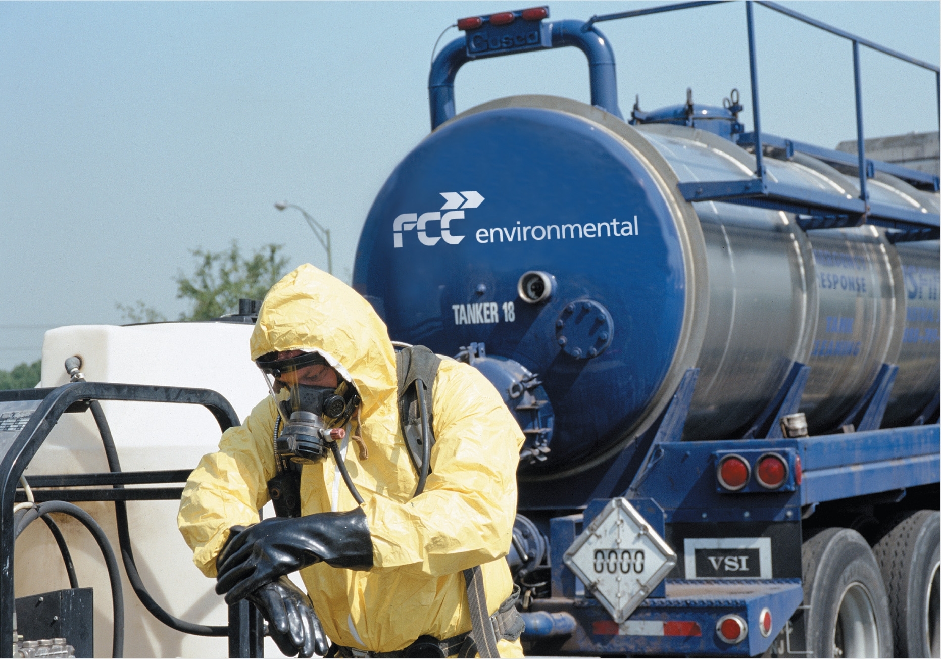 FCC to build the first base lube recycling plant on East Coast of the US