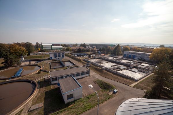 Aqualia recompra a MITSUI su participación del 49% en el negocio de agua de FCC en República Checa