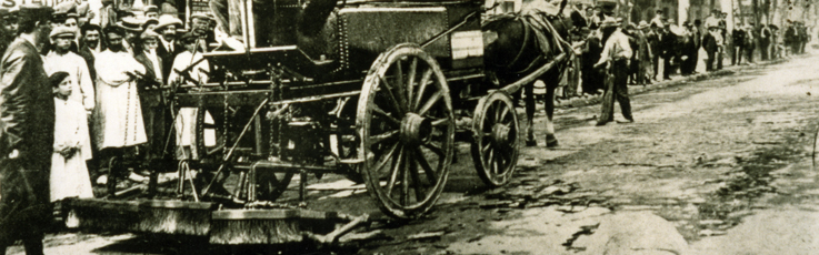 Asphalting work on Paseo de Gracia (Barcelona)