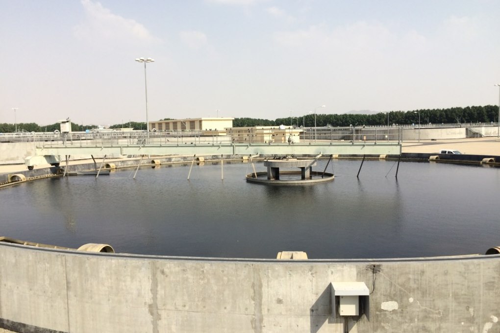 Hadda's WWTP secondary decanter at Mecca, Saudi Arabia