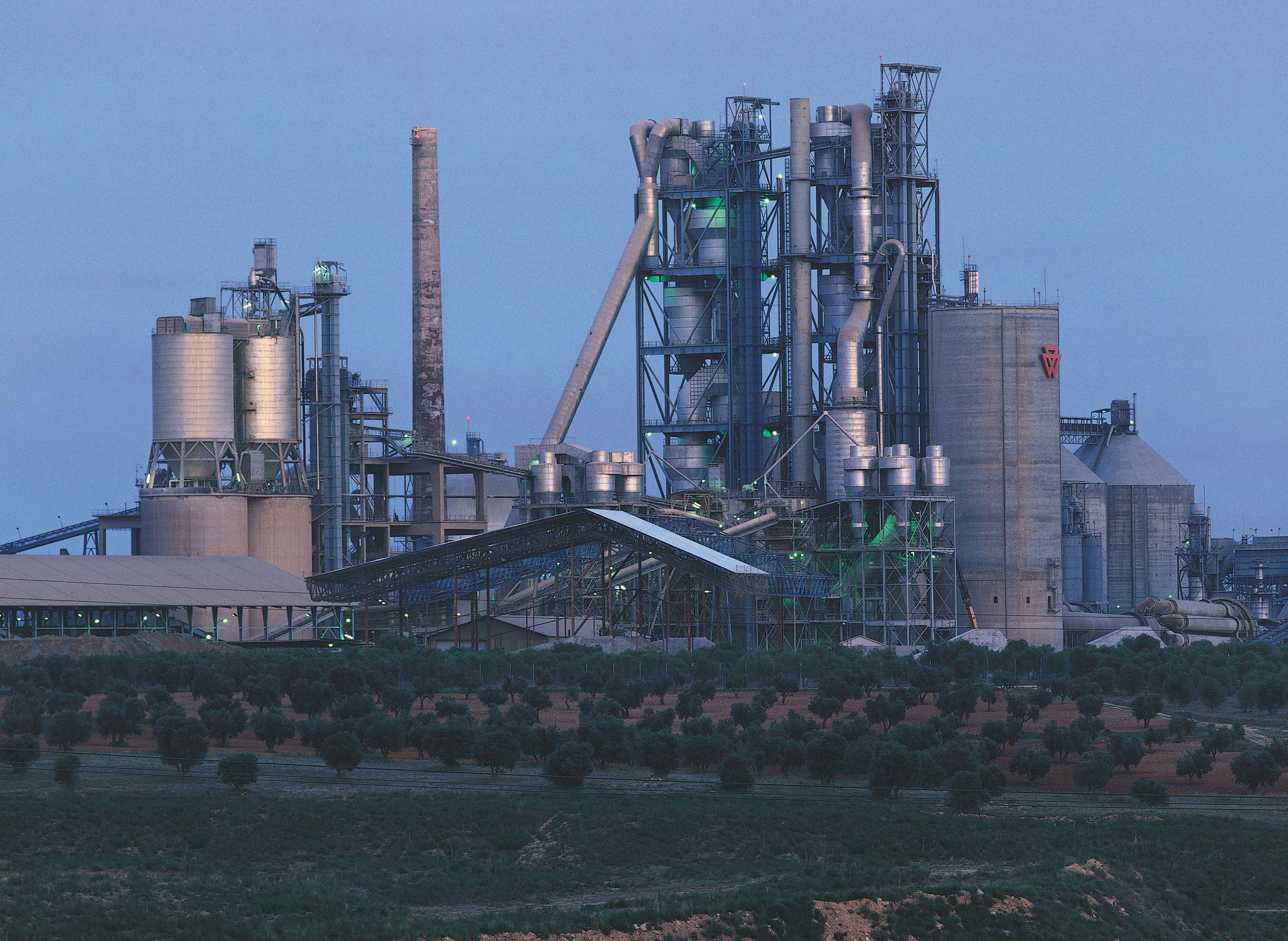 Portland Valderrivas donates quick-setting cement to help rebuild Lorca