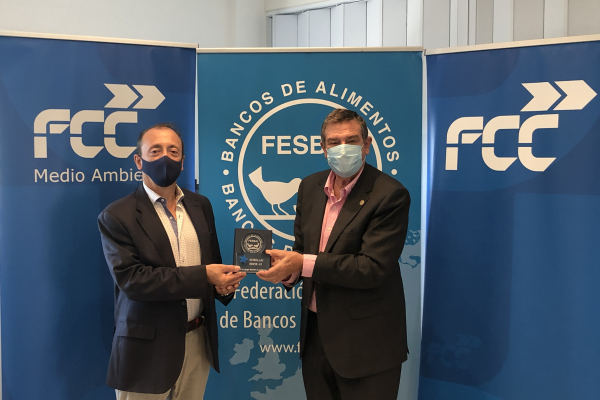 FCC recibe el premio “Estrellas COVID-19”, de FESBAL por su implicación y compromiso solidario durante la crisis sanitaria