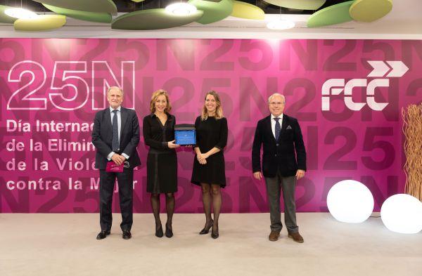 FCC gives award to UN Women and the Royal Spanish Winter Sports Federation for their work and support for women victims of gender-based violence